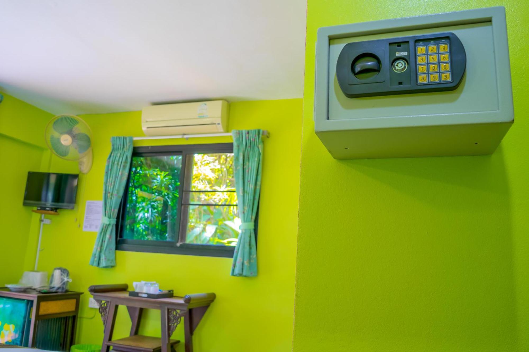 Chez Charly Bungalow Nai Yang Экстерьер фото